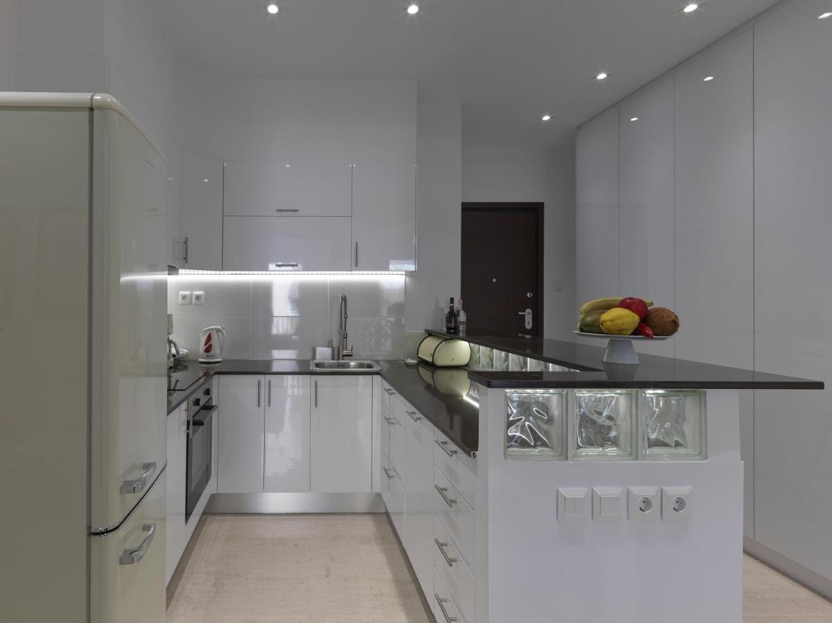 Newly Renovated Apartment In The Heart Of Athena Bagian luar foto