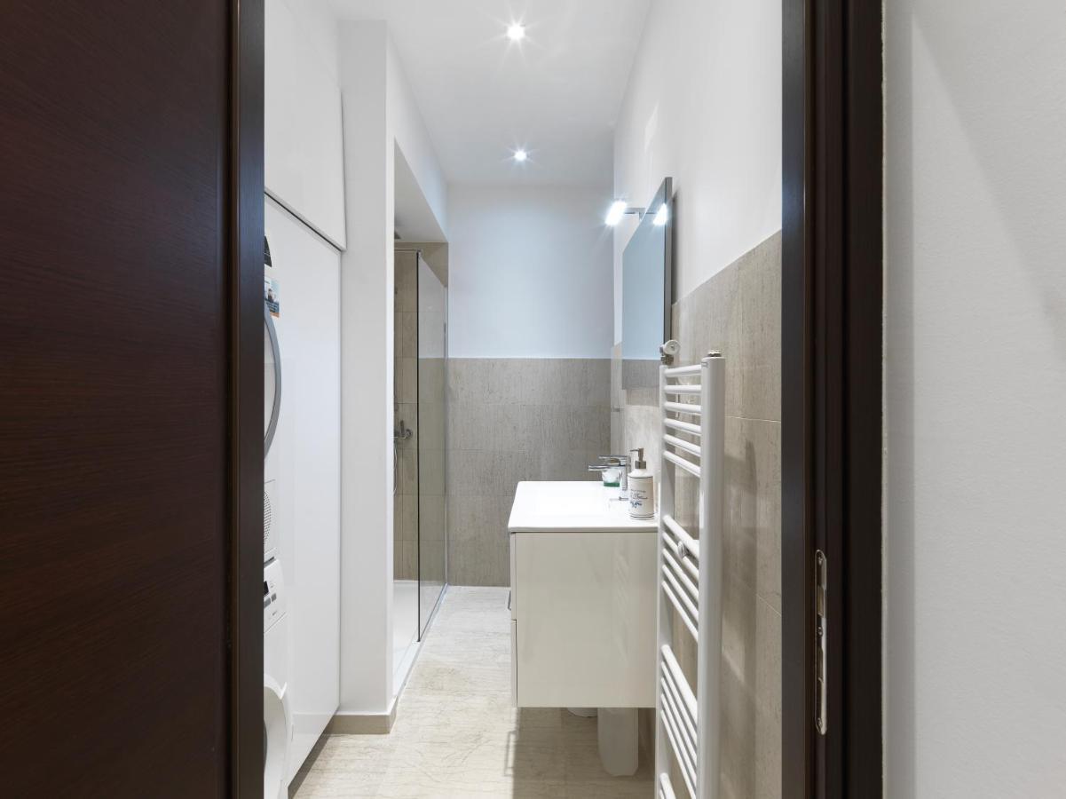 Newly Renovated Apartment In The Heart Of Athena Bagian luar foto